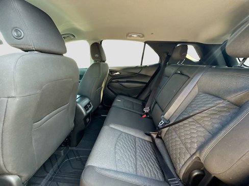 Used 2020 Chevrolet Equinox LT image 25