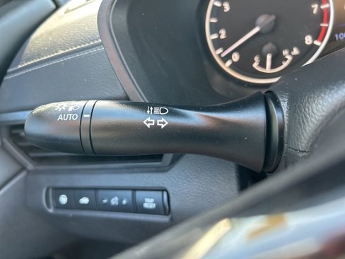 Used 2021 Nissan Altima 2.5 SV image 23