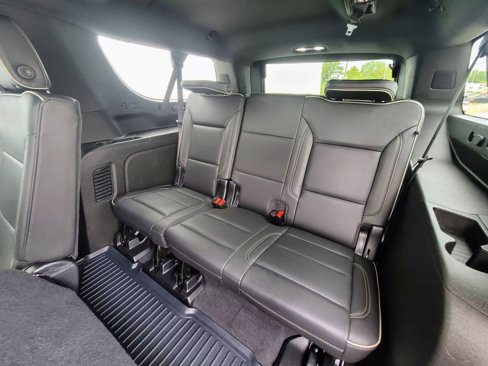 Used 2021 GMC Yukon XL SLT image 9