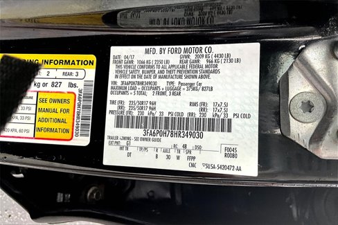 Used 2017 Ford Fusion SE w/ Fusion SE Technology Package image 35