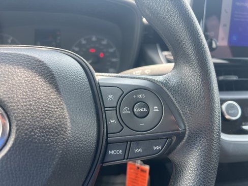 Used 2024 Toyota Corolla LE image 28