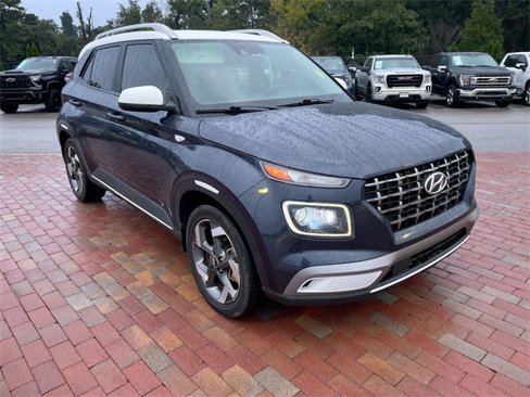 Used 2021 Hyundai Venue image 7
