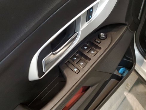 Used 2017 Chevrolet Equinox LS image 12
