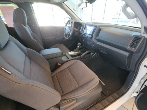 Used 2024 Nissan Frontier S image 19