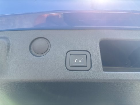 New 2026 Chevrolet Equinox ACTIV w/ Convenience Package III image 18
