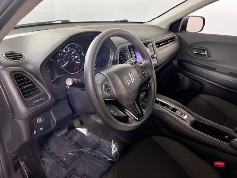 Used 2022 Honda HR-V LX image 9