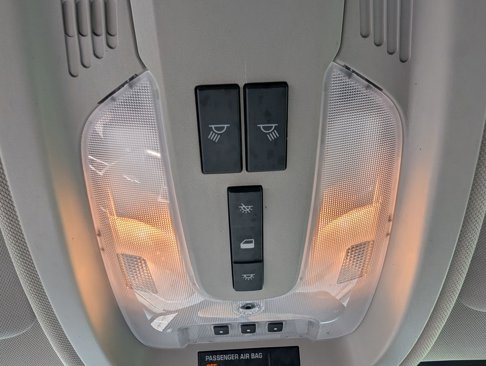Used 2016 Chevrolet Equinox LTZ w/ Enhanced Convenience Package image 25