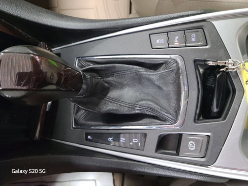 Used 2012 Cadillac SRX Luxury image 43