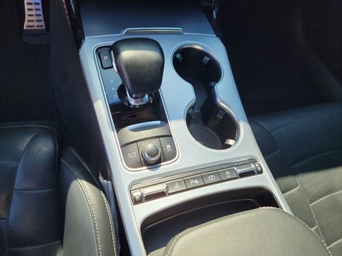 Used 2022 Kia Stinger GT2 image 31
