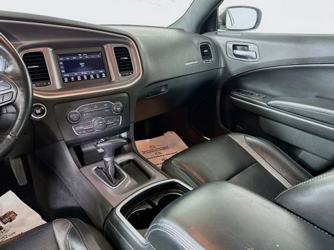 Used 2022 Dodge Charger SXT w/ Leather Interior Group image 22