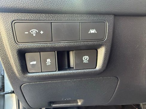 Used 2022 Hyundai Sonata SEL w/ Preferred Accessory Package image 24