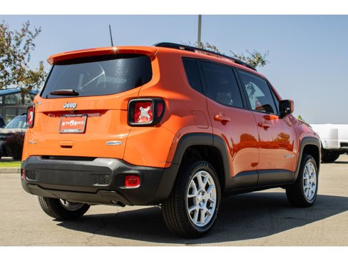Used 2020 Jeep Renegade Latitude image 6