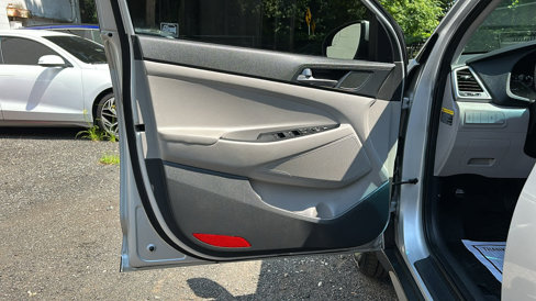 Used 2017 Hyundai Tucson SE image 11