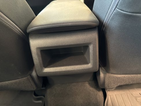 Used 2019 Toyota Camry LE image 17