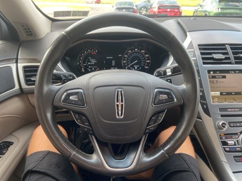 Used 2018 Lincoln MKZ Select w/ Select Plus Package image 11