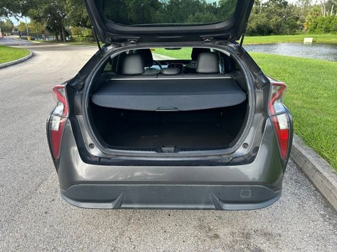 Used 2016 Toyota Prius Four Touring image 10