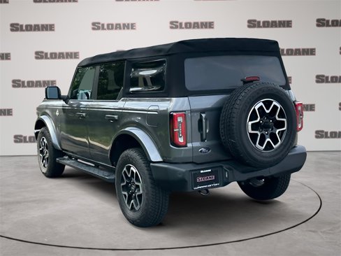 Used 2022 Ford Bronco Outer Banks image 3