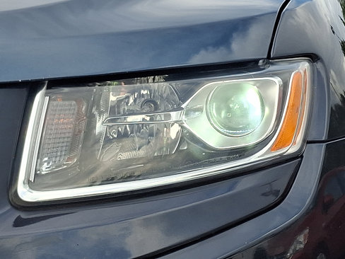 Used 2016 Jeep Grand Cherokee Limited image 9
