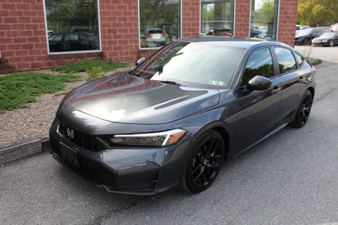 Used 2025 Honda Civic Sport image 2