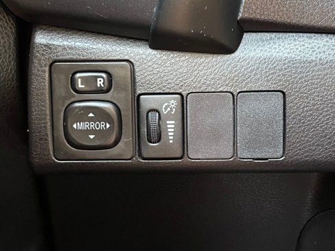 Used 2019 Toyota Corolla LE image 13