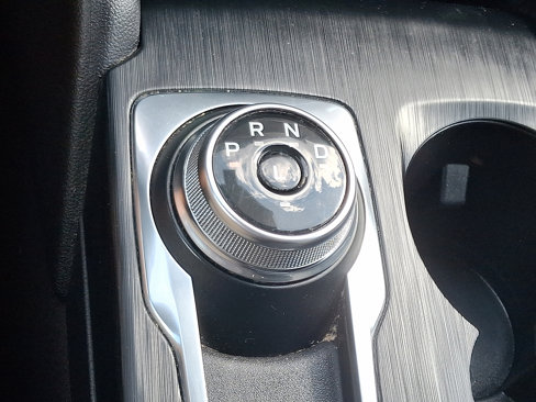 Used 2022 Ford Escape SE w/ SE Sport Appearance Package image 15