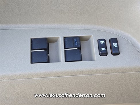 Used 2010 Toyota Highlander 2WD image 29