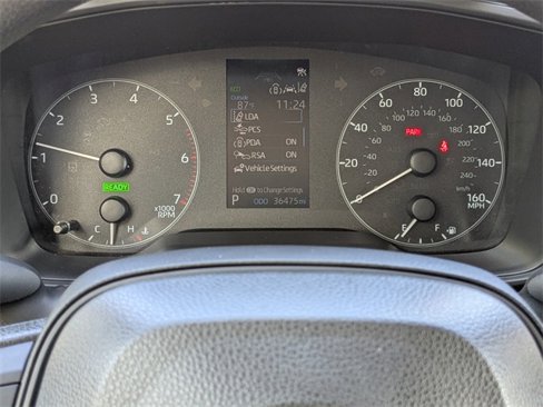 Used 2024 Toyota Corolla LE image 34