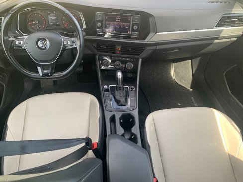 Used 2019 Volkswagen Jetta image 16