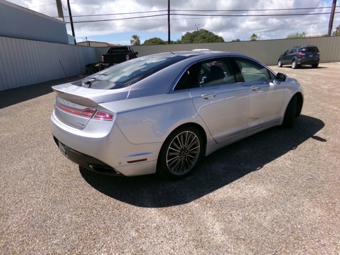 Used 2013 Lincoln MKZ image 5