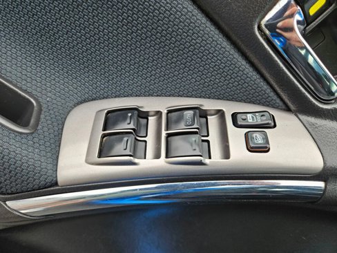 Used 2008 Toyota Matrix XR image 13