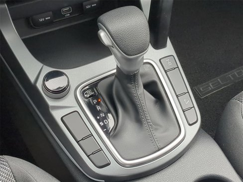 Used 2023 Kia Seltos LX image 22