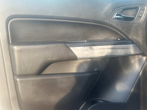 Used 2021 Chevrolet Colorado LT w/ Fleet Safety Package image 12