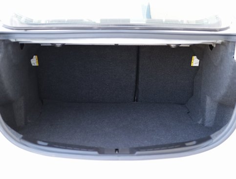 Used 2018 Ford Fusion SE w/ Equipment Group 201A image 25