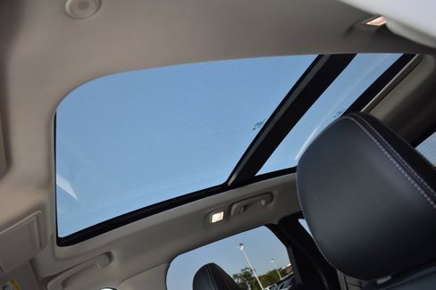 Used 2022 Ford Escape Titanium image 16