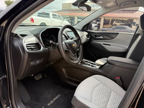 Used 2018 Chevrolet Equinox LS image 13