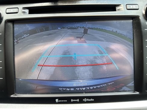 Used 2018 Toyota Highlander XLE image 13