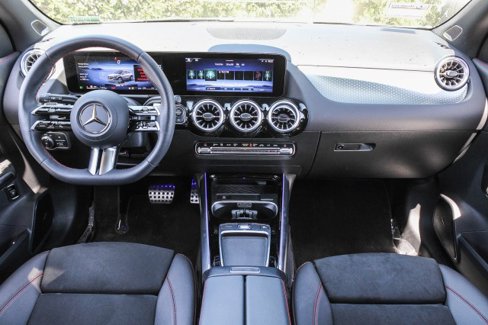 Certified 2025 Mercedes-Benz GLA 250 4MATIC image 12
