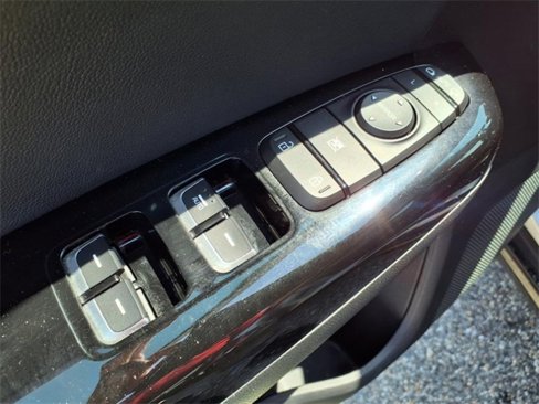 Used 2022 Kia Sportage Nightfall Edition w/ Nighfall AWD Premium Package image 13