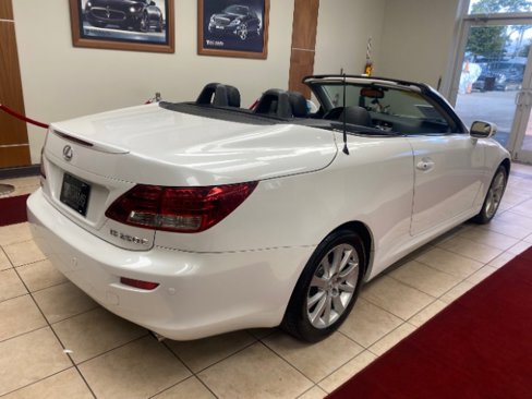 Used 2010 Lexus IS 250C w/ Luxury Pkg image 9