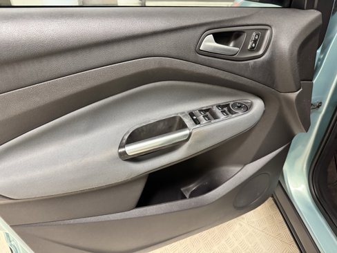 Used 2013 Ford Escape SE image 8