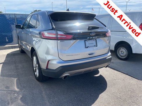Used 2022 Ford Edge Titanium image 5