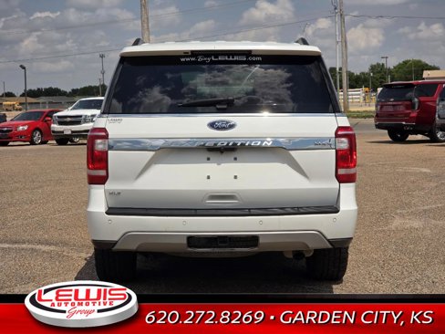 Used 2021 Ford Expedition Max XLT image 7