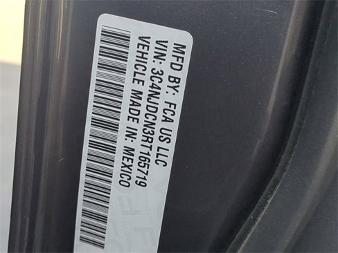 Used 2024 Jeep Compass Limited image 32