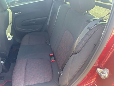 Used 2019 Chevrolet Sonic LT w/ Convenience Package image 7