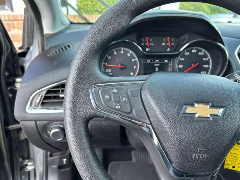 Used 2019 Chevrolet Cruze LT image 12