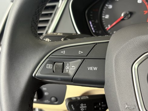 Used 2024 Audi Q5 2.0T Premium w/ Convenience Package image 18