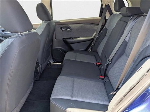 Used 2023 Nissan Rogue SV image 18