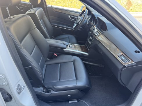 Used 2014 Mercedes-Benz E 350 Sedan image 24