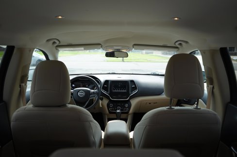 Used 2019 Jeep Cherokee Latitude w/ Popular Appearance Group image 24