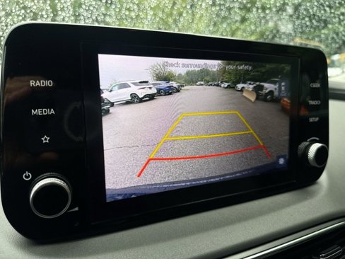 Used 2022 Hyundai Santa Fe SE image 9